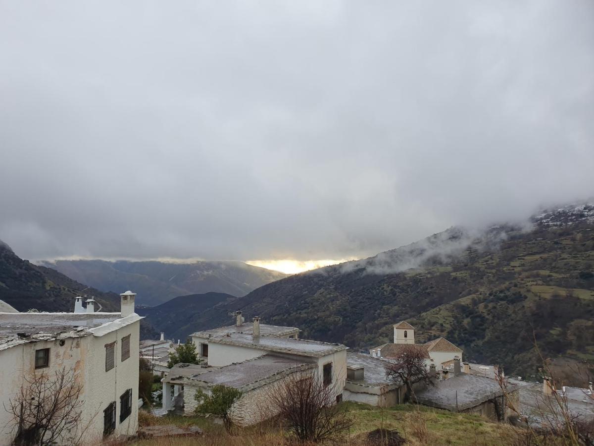 La Higuera Apartment Bubion Bagian luar foto