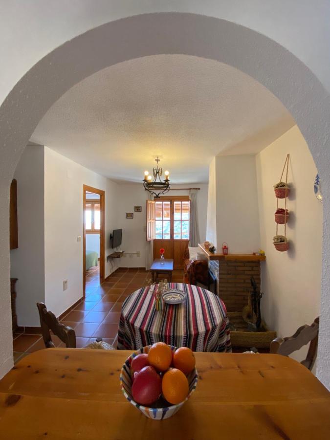 La Higuera Apartment Bubion Bagian luar foto